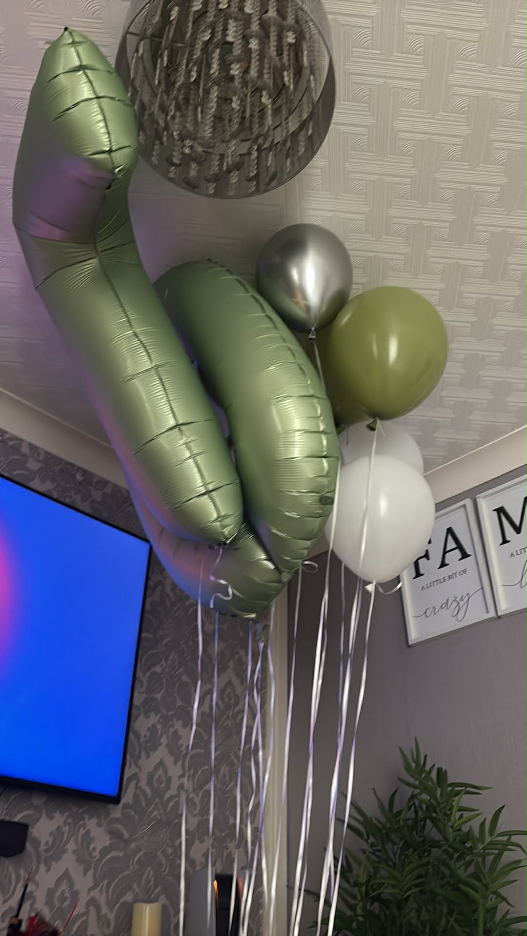 Olive Number 10 Bouquet